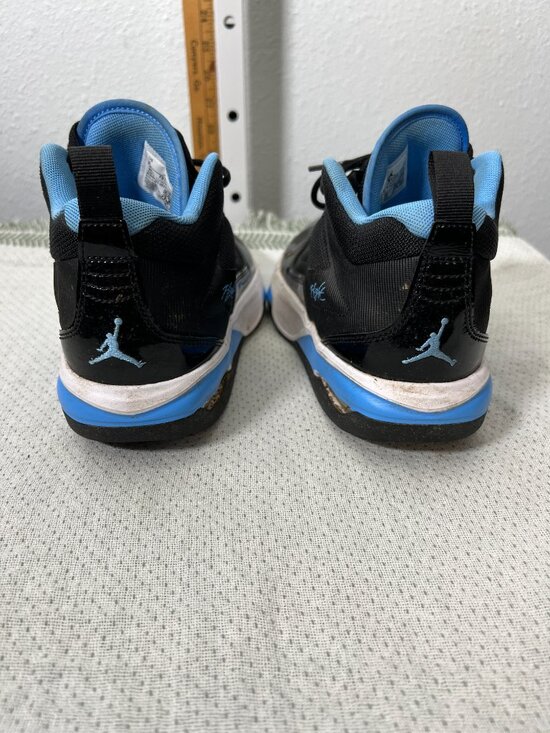 EUC Nike Air Jordan Stay Loyal 3 Sneakers in Patent Leather Black & Blue SZ 9